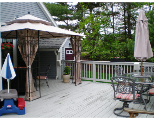 6 Pontiac Road Raynham, MA 02767 - Photo 28 of 30 Gallery Image 28