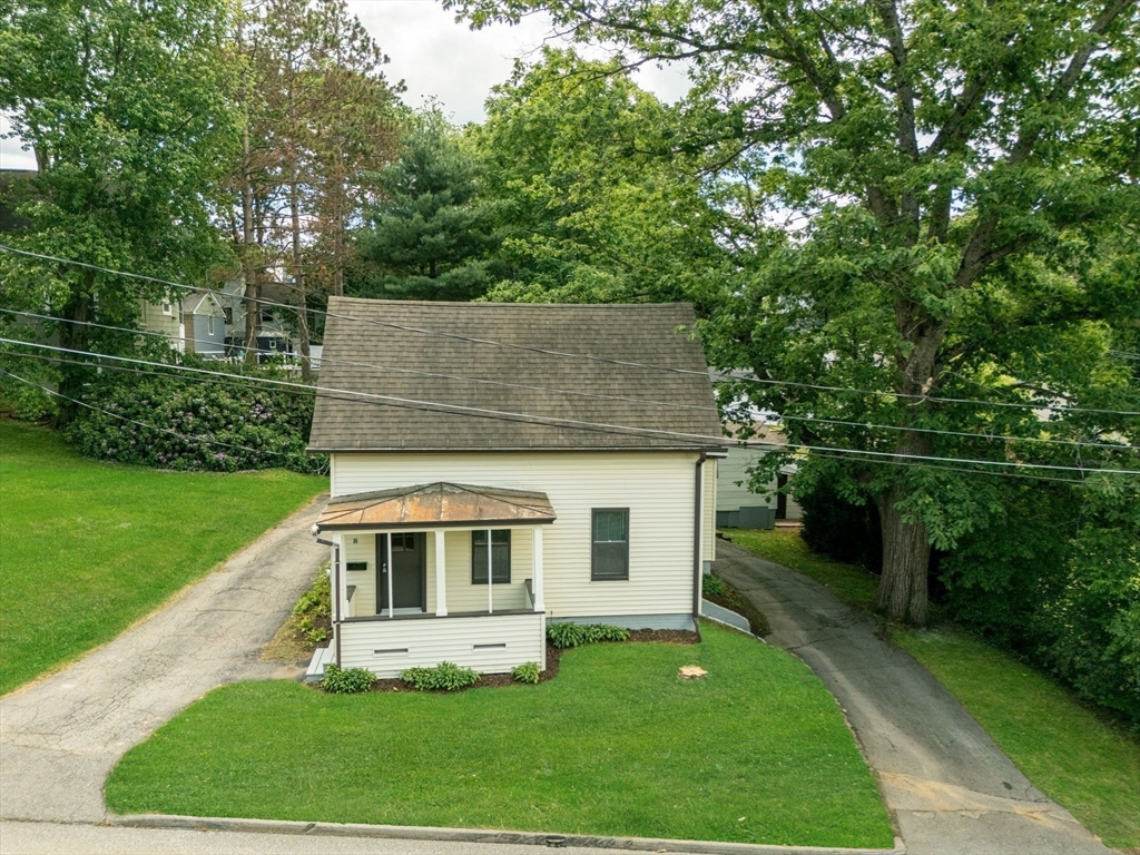 8 Nadeau Street Gardner, MA 01440 - Photo 3 of 33