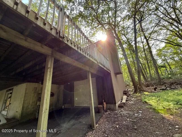 a view of an outdoor space