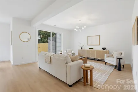 $600,000 | 2822 Dogwood Avenue, Charlotte, NC 28206