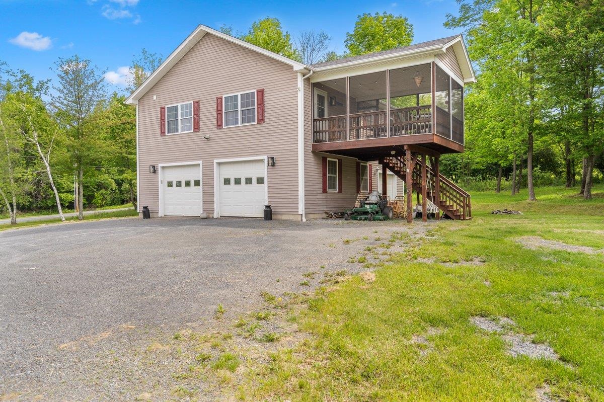 39 Ridgeview Road Fairfax, VT 05454 - Photo 5 of 29