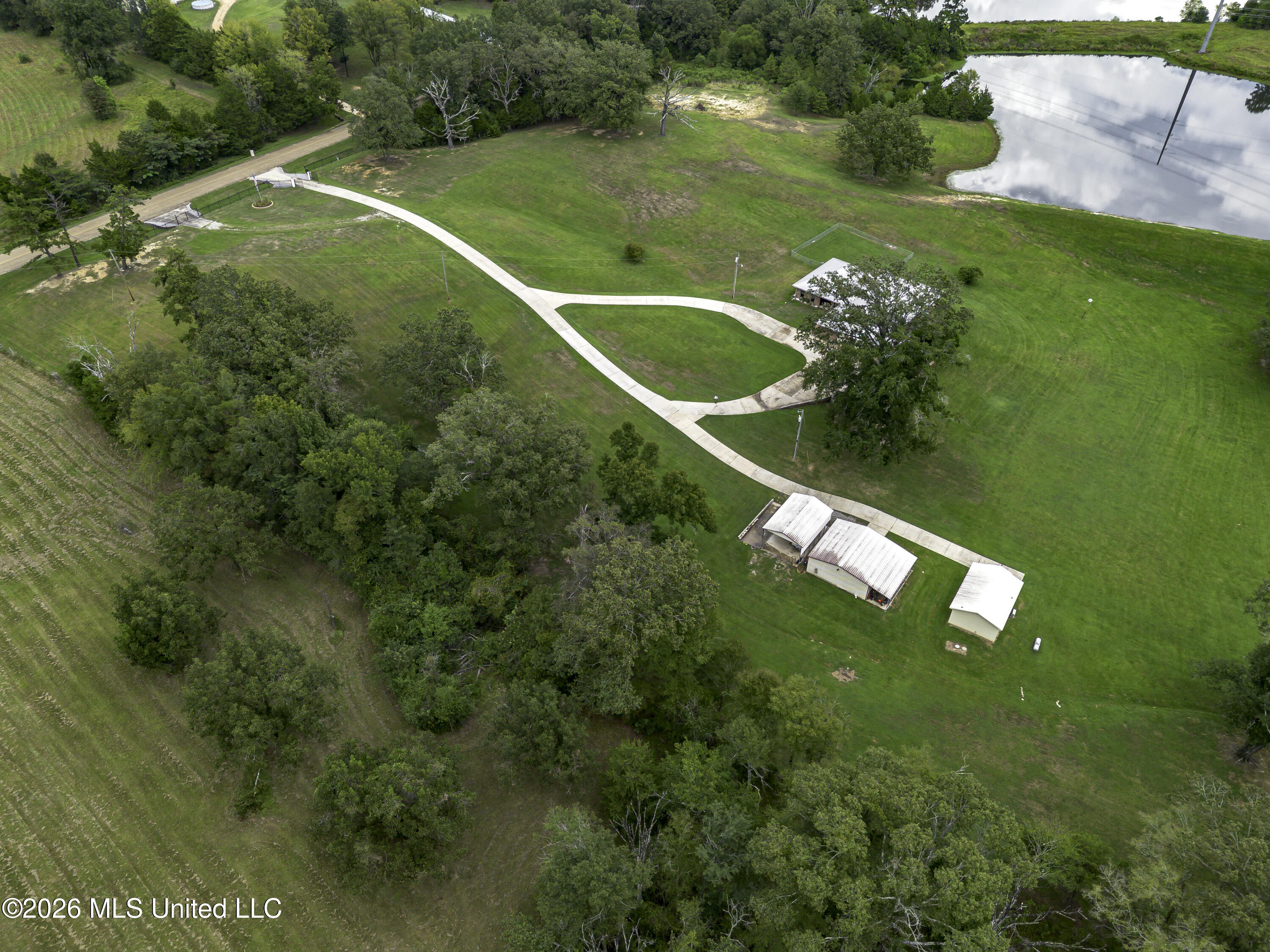 2865 7 Springs Road Raymond, MS 39154 - Photo 87 of 103 2865 Seven Springs Rd Drone-0058