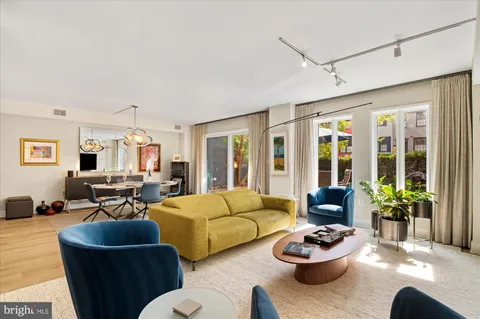 $1,395,000 | 1045 31st Street Northwest, Unit 104, Washington, DC 20007