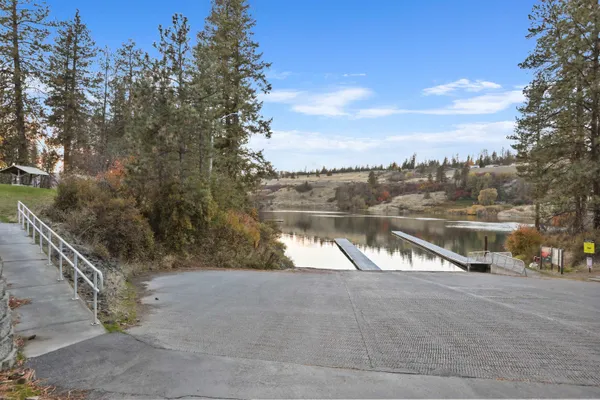 $475,000 | 31900 Phillips Lane East, Davenport, WA 99122