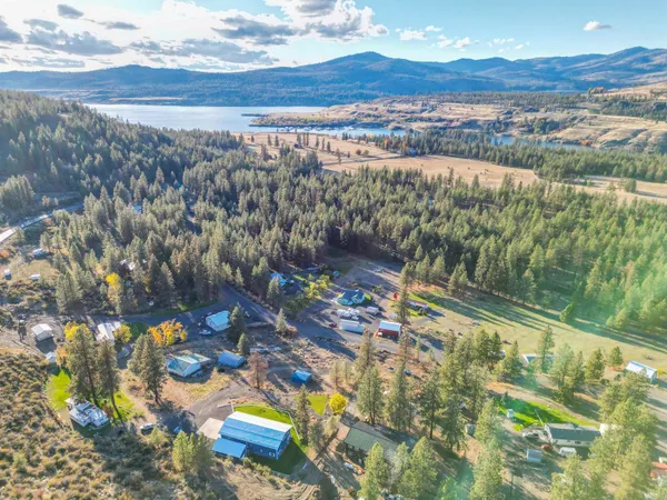 $475,000 | 31900 Phillips Lane East, Davenport, WA 99122