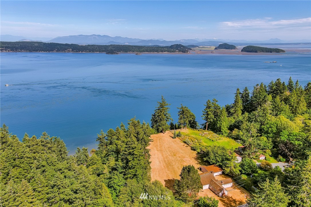 4818 Jones Road Oak Harbor, WA 98277 - Photo 7 of 38 Gallery Image 7