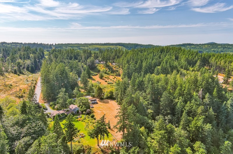 4818 Jones Road Oak Harbor, WA 98277 - Photo 8 of 38 Gallery Image 8