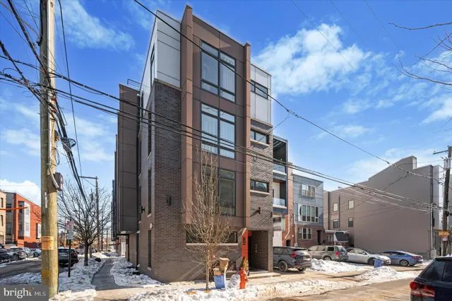 $2,600 | 769 North Uber Street, Unit 2, Philadelphia, PA 19130