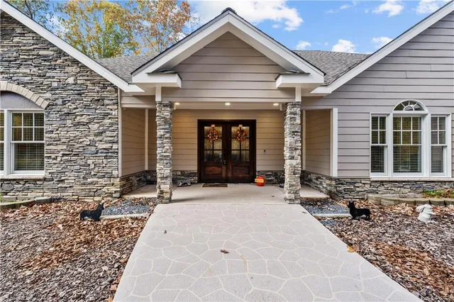 $849,900 | 2132 Sunbeam Court, Asheboro, NC 27205