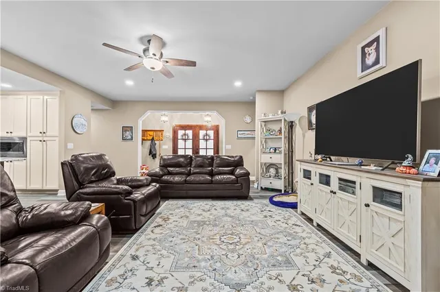 $849,900 | 2132 Sunbeam Court, Asheboro, NC 27205