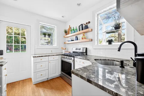 $700,000 | 4224 Drew Avenue South, Minneapolis, MN 55410