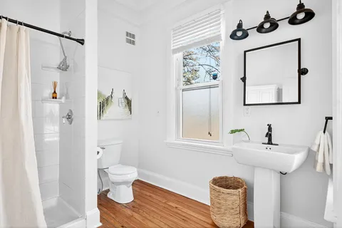 $700,000 | 4224 Drew Avenue South, Minneapolis, MN 55410