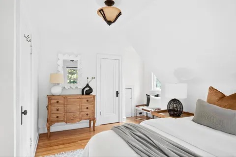 $700,000 | 4224 Drew Avenue South, Minneapolis, MN 55410