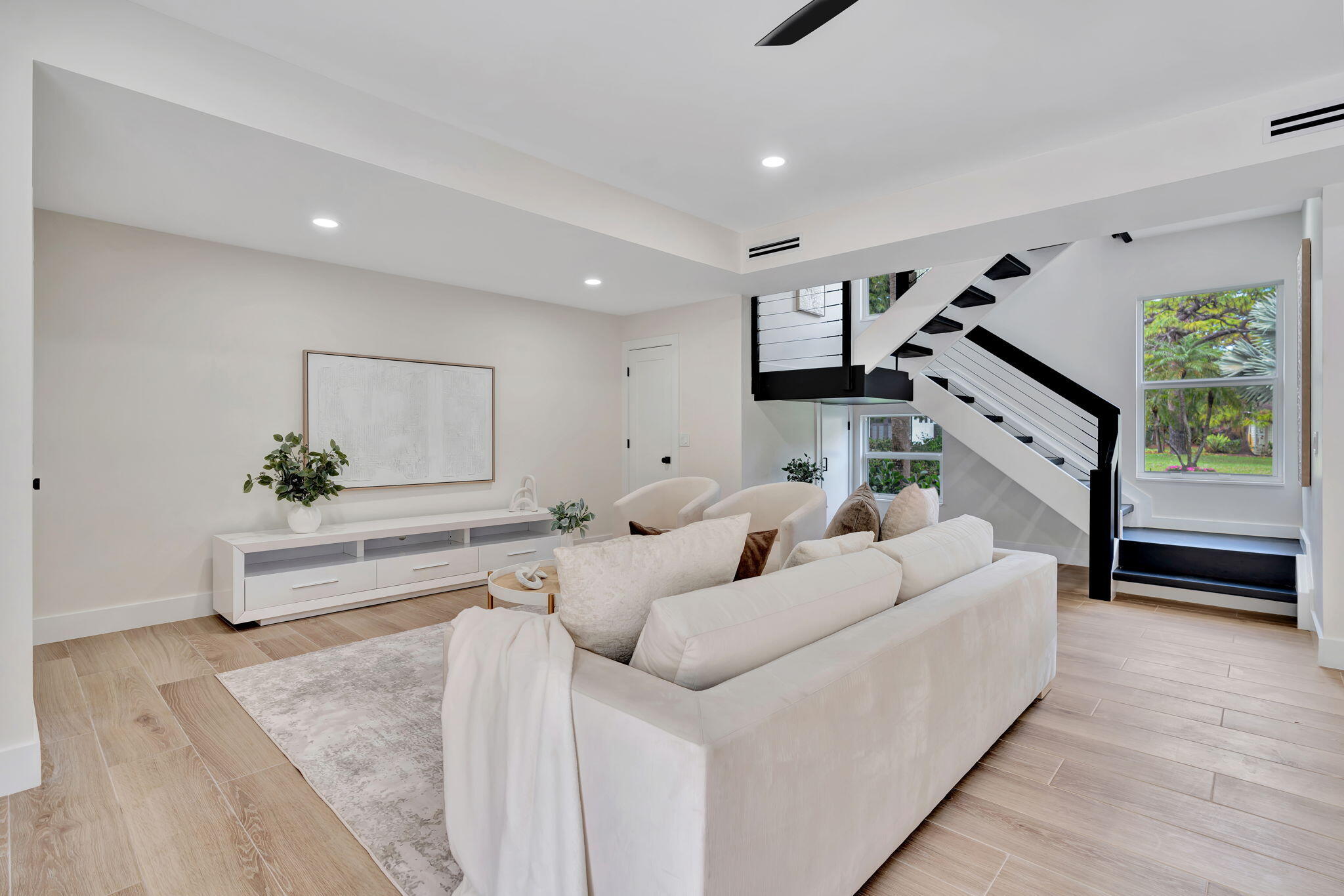 5672 Old Orange Road Jupiter, FL 33458 - Photo 20 of 84 Impact Windows