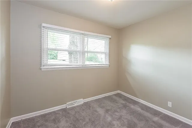 $1,585 | 12500 East 54th Terrace, Kansas City, MO 64133