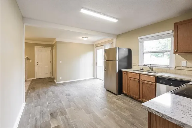 $1,585 | 12500 East 54th Terrace, Kansas City, MO 64133