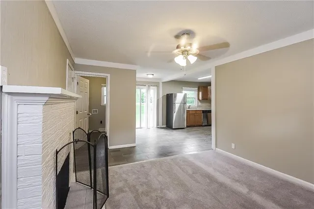 $1,585 | 12500 East 54th Terrace, Kansas City, MO 64133