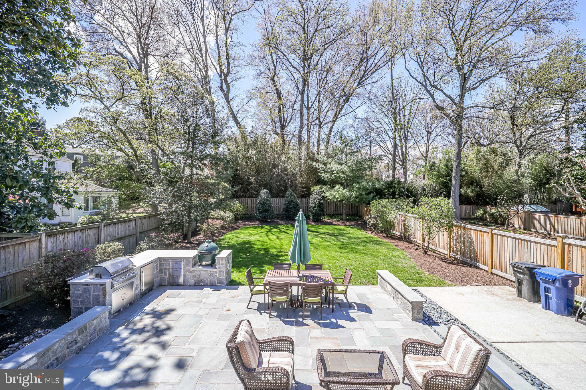 2806 Valley Drive Alexandria, VA 22302 - Photo 121 of 138 gorgeous patio