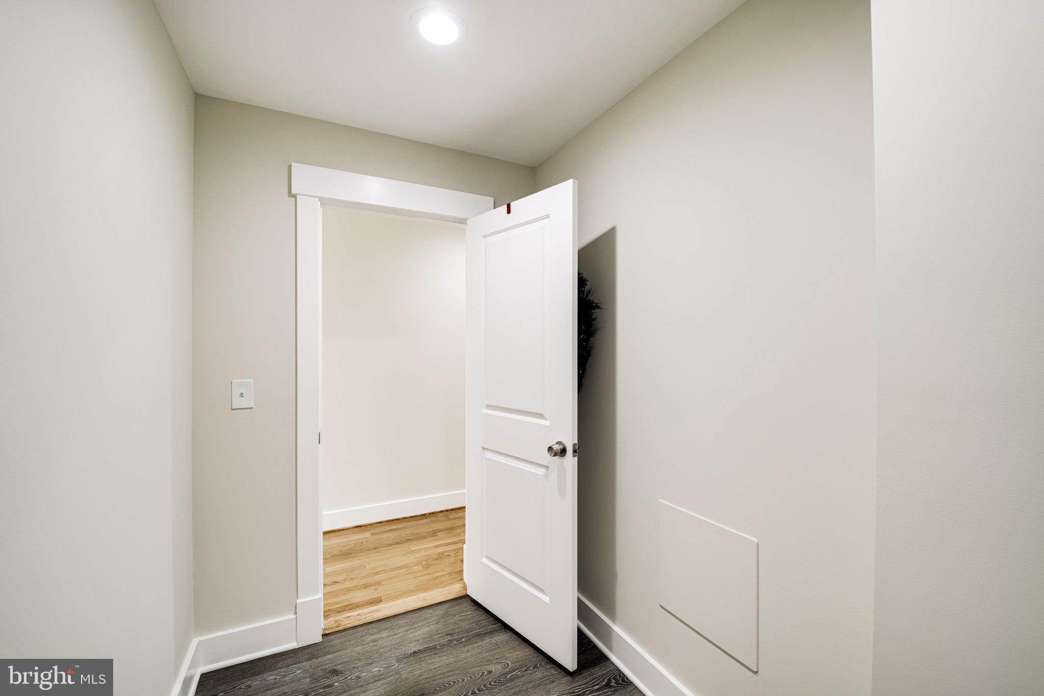 2806 Valley Drive Alexandria, VA 22302 - Photo 64 of 138 second level storage