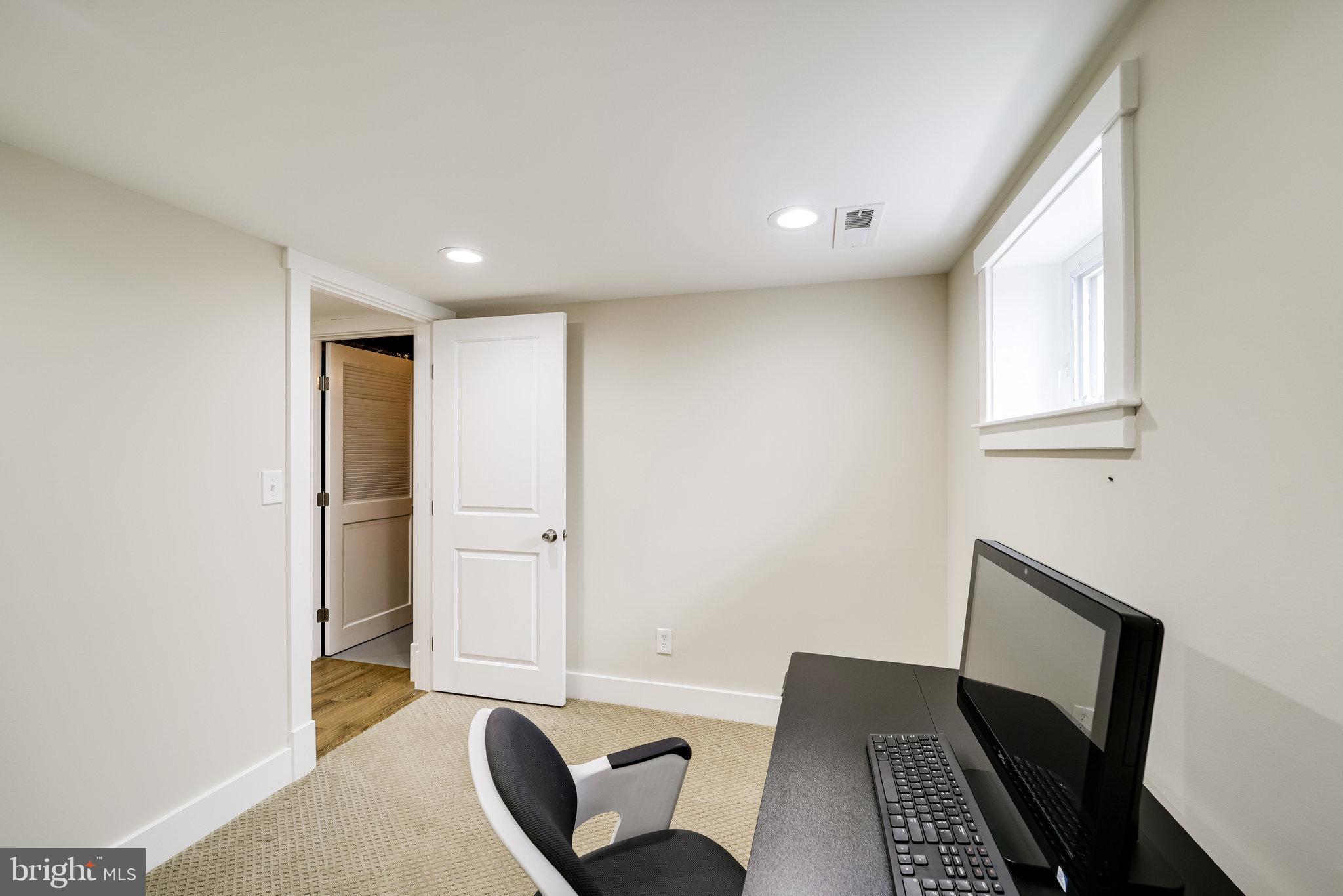 2806 Valley Drive Alexandria, VA 22302 - Photo 100 of 138 lower level home office