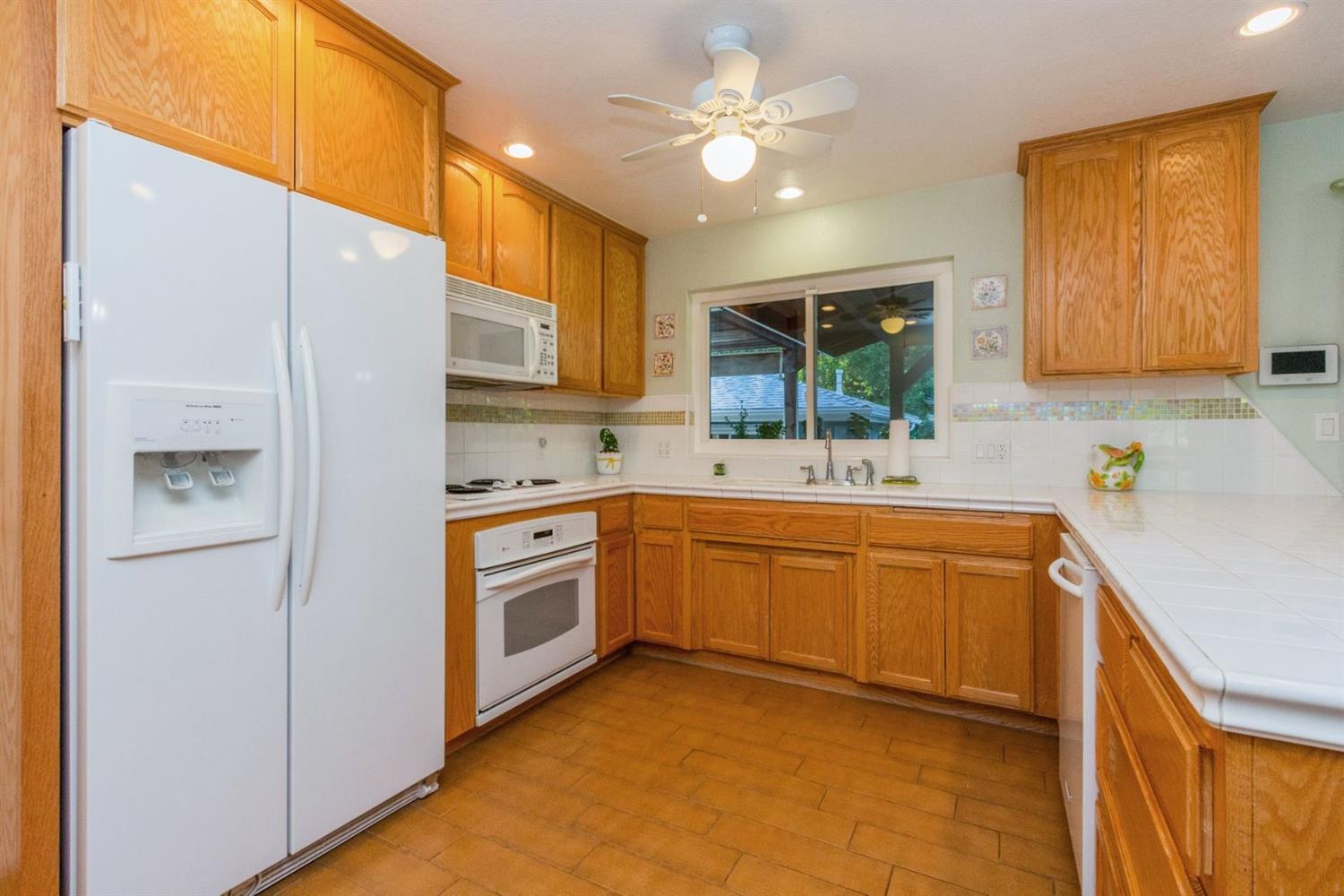 18668 Shell Drive Madera, CA 93638 - Photo 14 of 41 Gallery Image 14