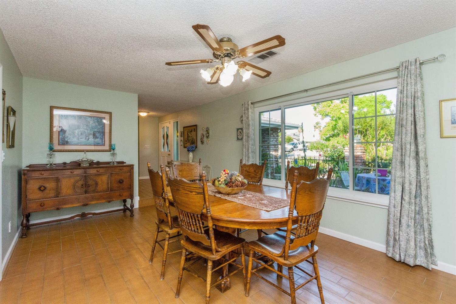18668 Shell Drive Madera, CA 93638 - Photo 17 of 41 Gallery Image 17