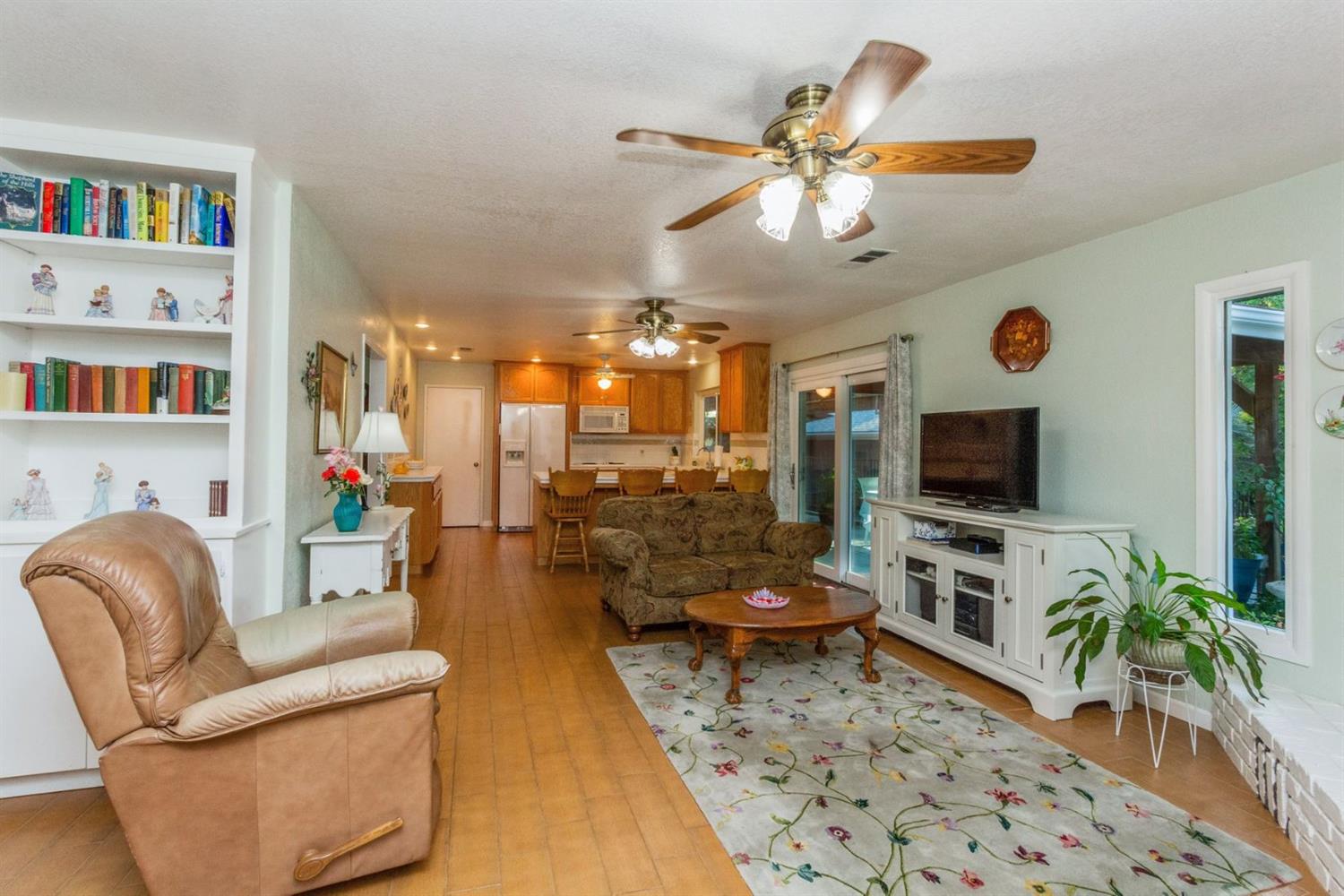18668 Shell Drive Madera, CA 93638 - Photo 10 of 41 Gallery Image 10