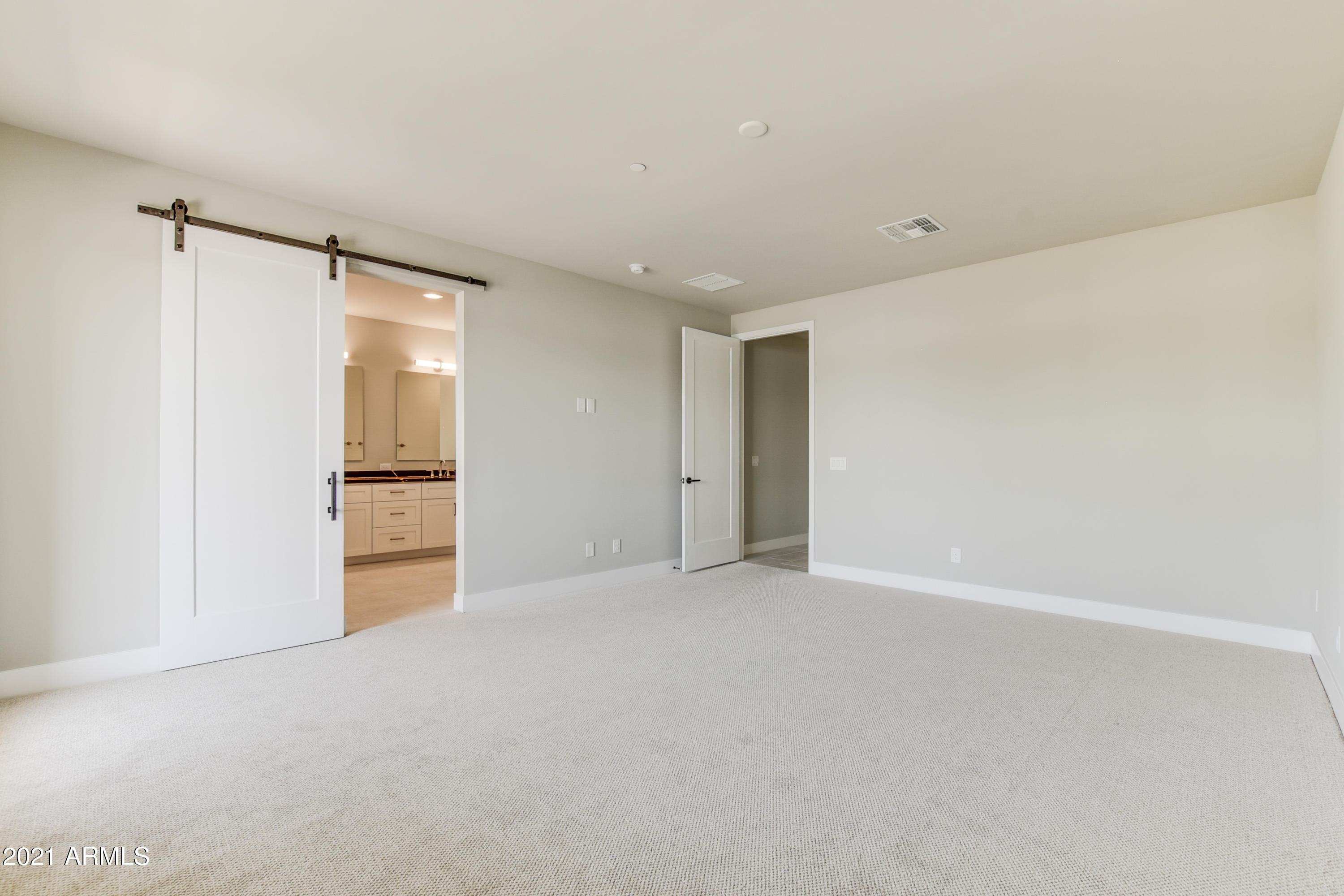1111 East Missouri Avenue, Unit 3 Phoenix, AZ 85014 - Photo 13 of 24 a view of an empty room