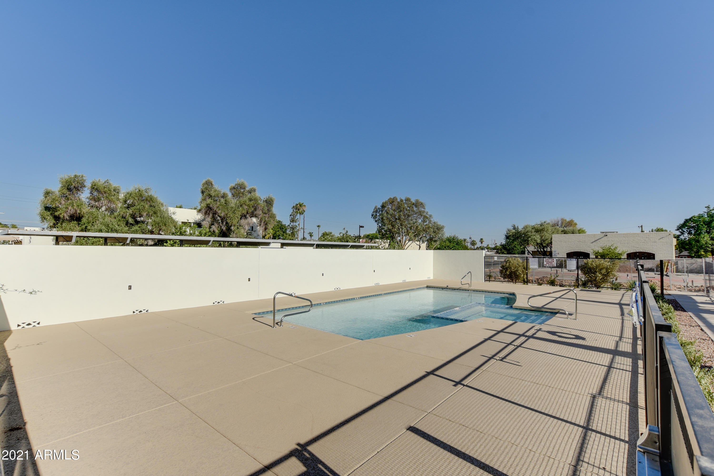 1111 East Missouri Avenue, Unit 3 Phoenix, AZ 85014 - Photo 19 of 24 a view of a terrace