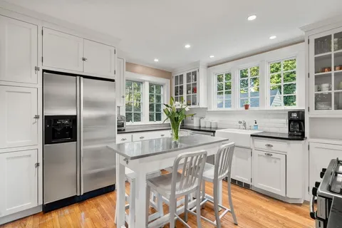 $1,995,000 | 17 Atwood Street, Wellesley, MA 02482