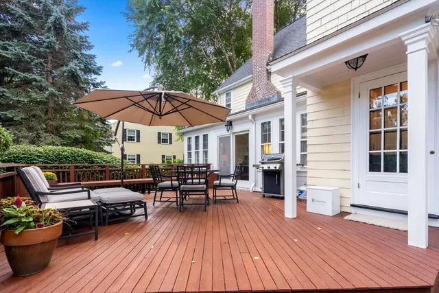 $1,995,000 | 17 Atwood Street, Wellesley, MA 02482