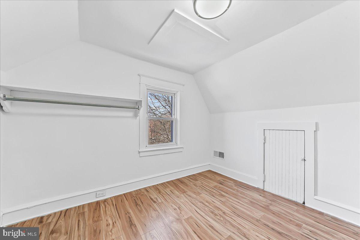 331 Clearbrook Avenue Lansdowne, PA 19050 - Photo 14 of 25