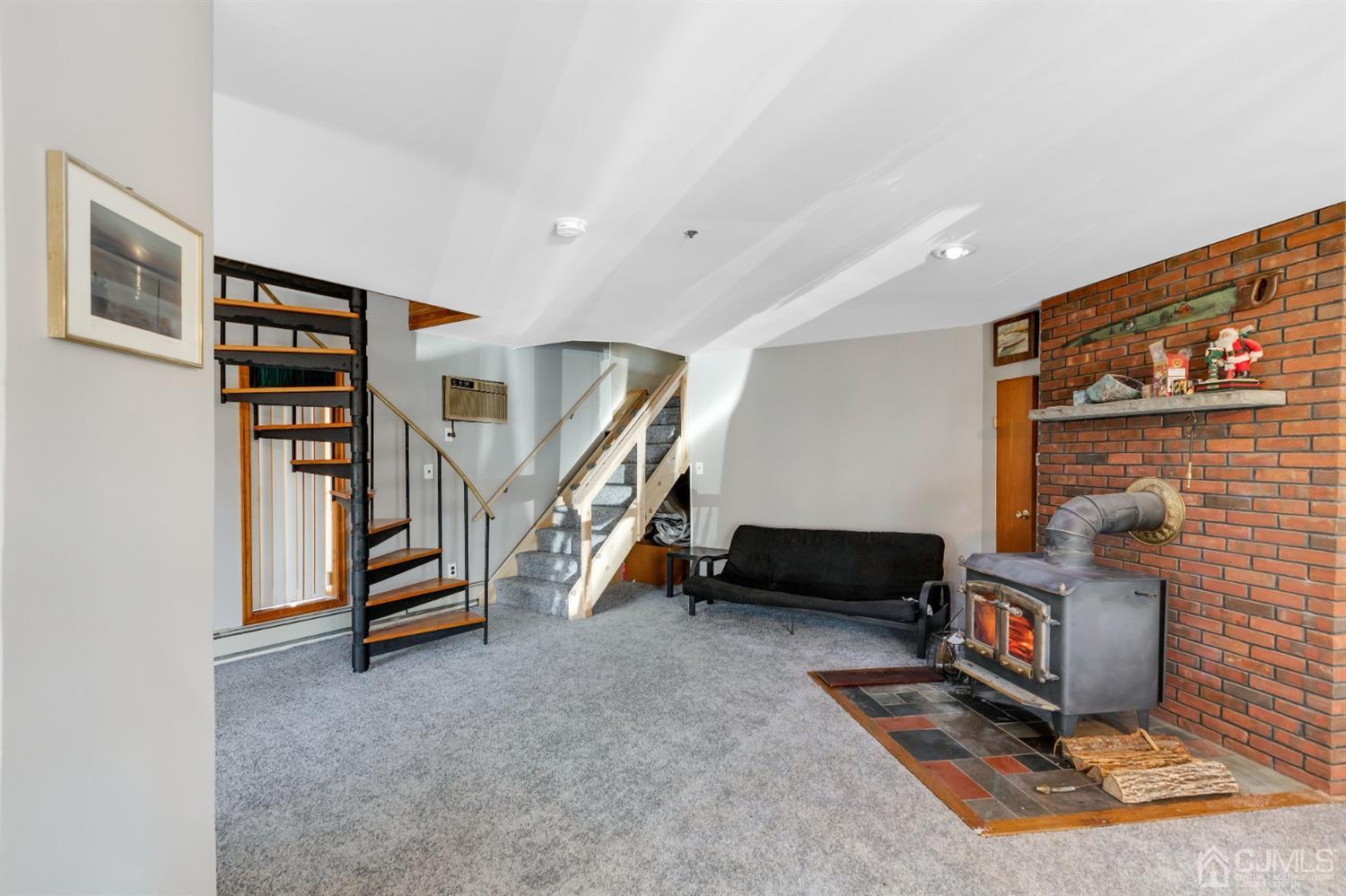 779 Magnolia Road North Brunswick, NJ 08902 - Photo 4 of 13