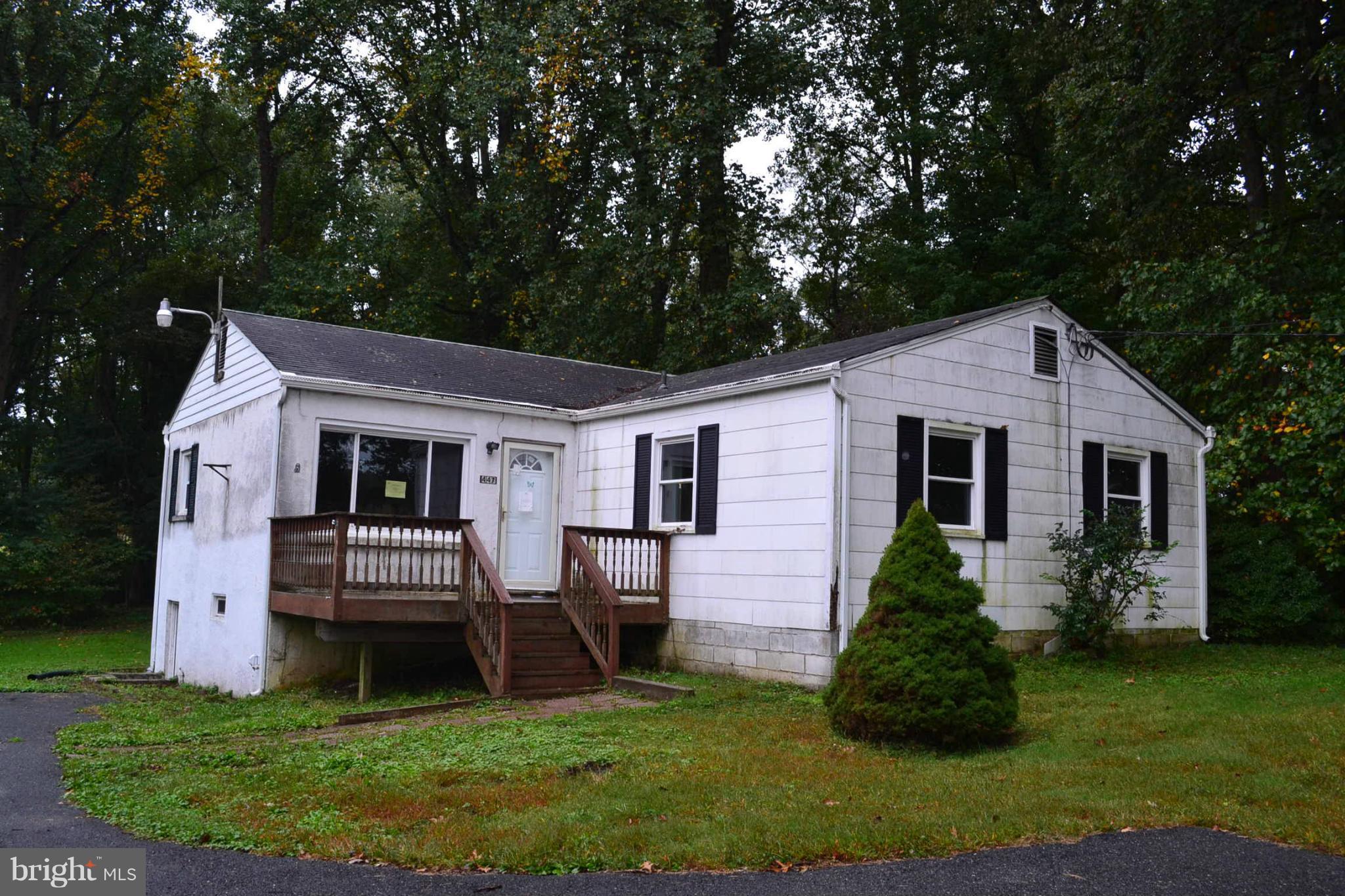 447 Glasgow Road Street, MD 21154 - Photo 1 of 25 Exterior (Front)