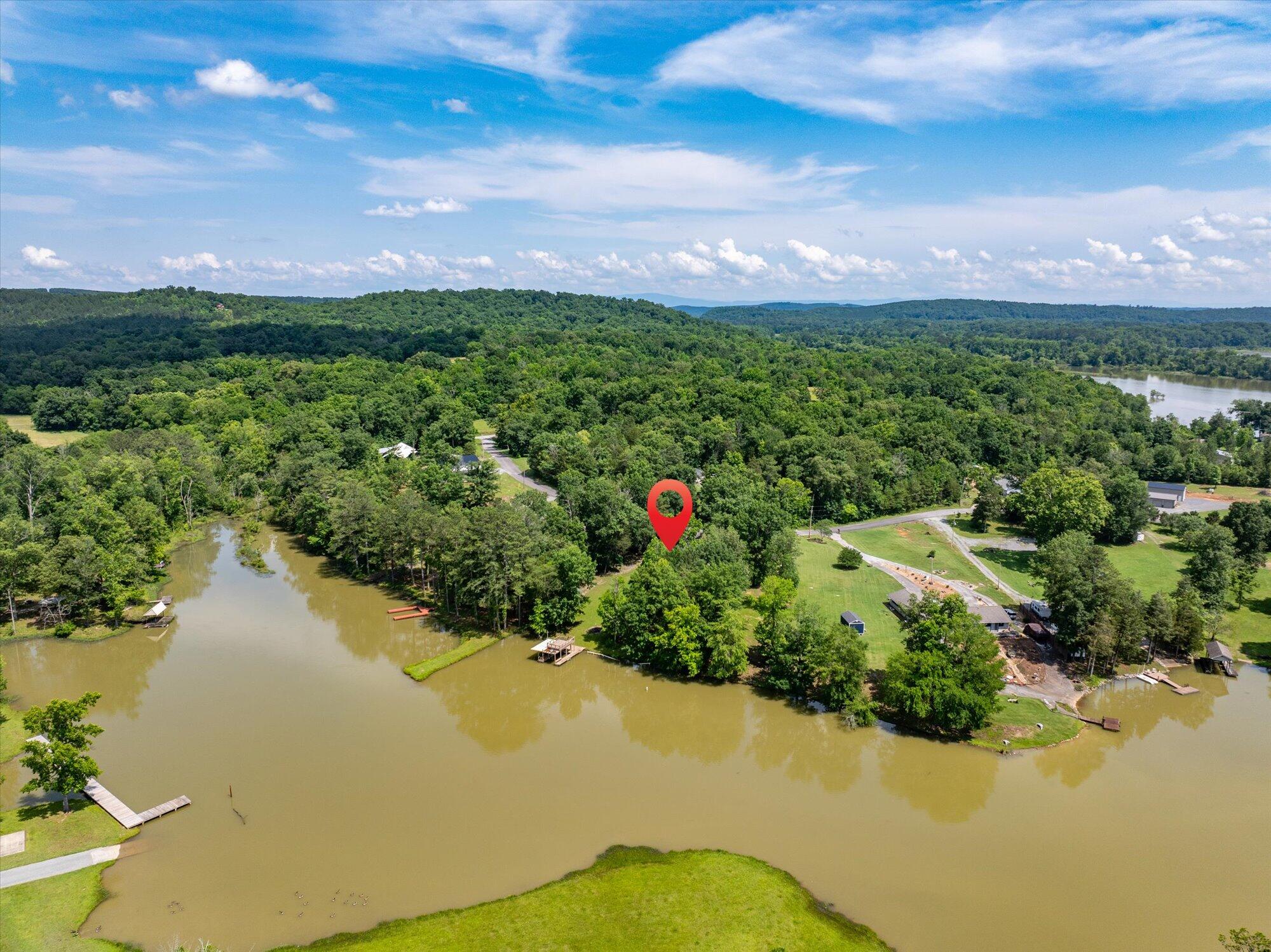 152 Hiwassee Drive Decatur, TN 37322 - Photo 36 of 53 53-152-Hiwassee-Dr-Decatur-TN-53