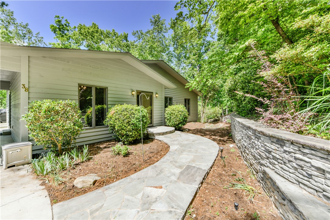 38 Foremast Drive Salem, SC 29676 - Photo 2 of 50