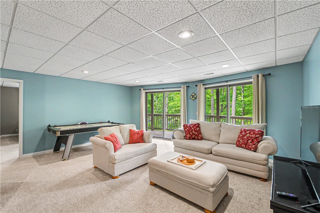 38 Foremast Drive Salem, SC 29676 - Photo 31 of 50 Terrace level rec room
