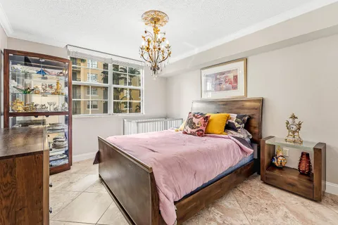 $495,000 | 1801 North Flagler Drive, Unit 235, West Palm Beach, FL 33407