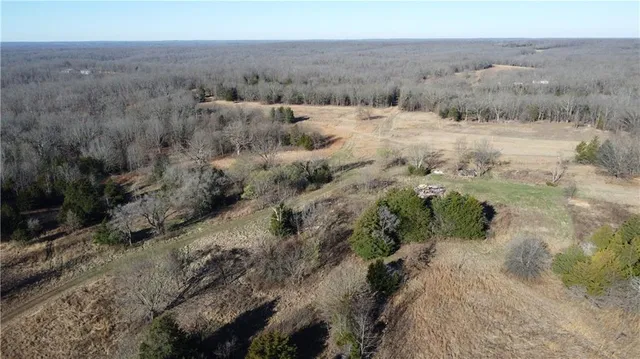$425,000 | 82 Acres N/a Climax Springs, Climax Springs, MO 65324