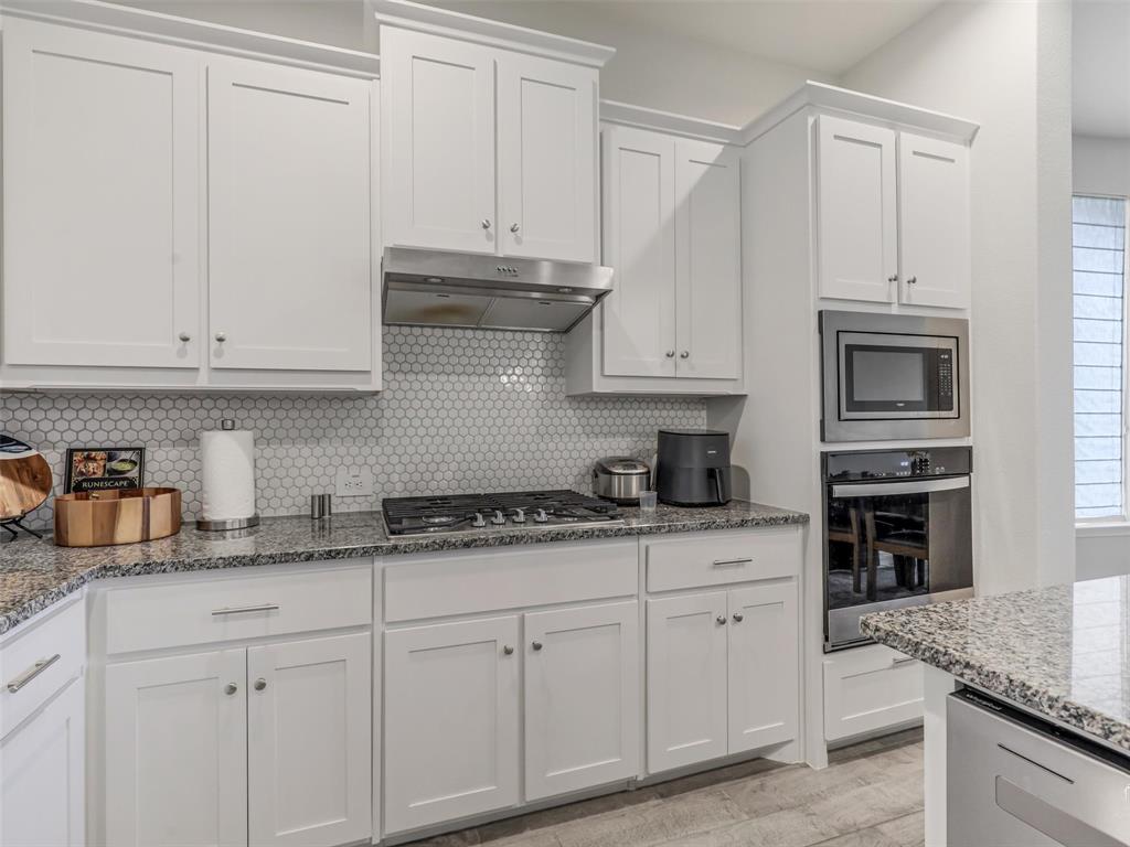 2156 Knightsgate Road Argyle, TX 76226 - Photo 12 of 28