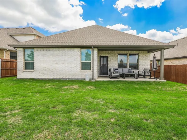 $2,800 | 2156 Knightsgate Road, Argyle, TX 76226