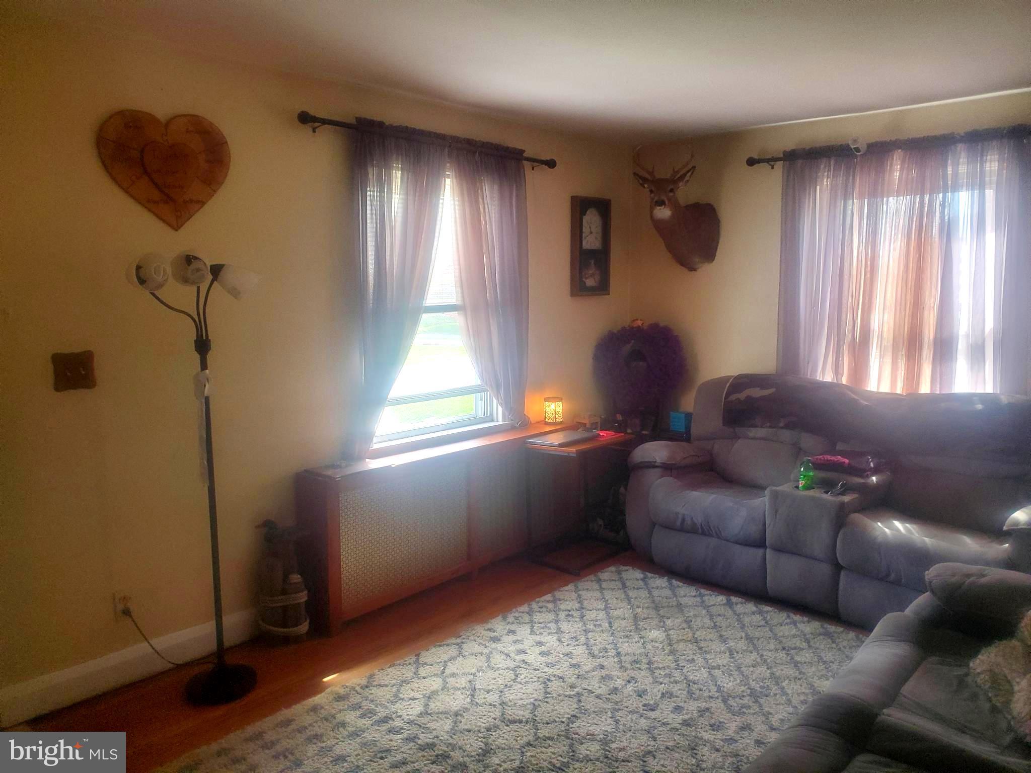 1112 Orems Road Baltimore, MD 21220 - Photo 4 of 23