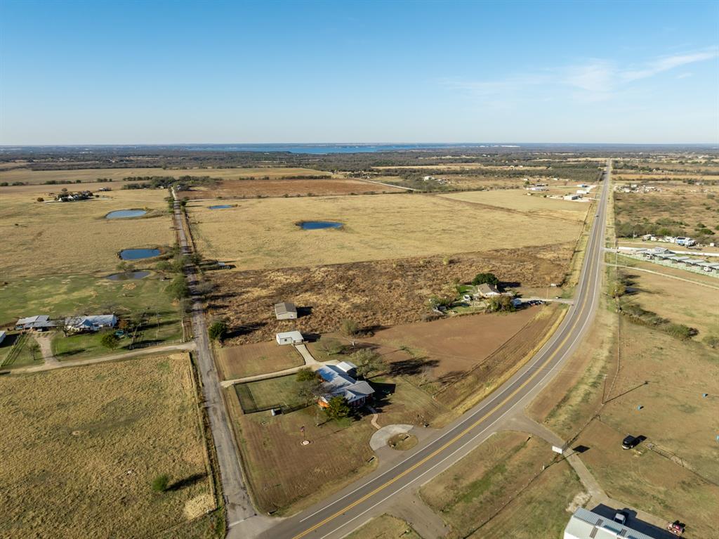 891 HCR 2124 Loop Whitney, TX 76692 - Photo 7 of 40