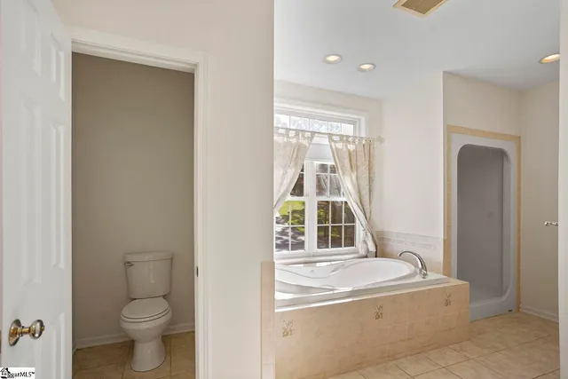 $1,287,900 | 110 Pinnacle Pointe Drive, West Union, SC 29696