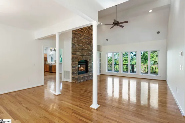 $1,287,900 | 110 Pinnacle Pointe Drive, West Union, SC 29696