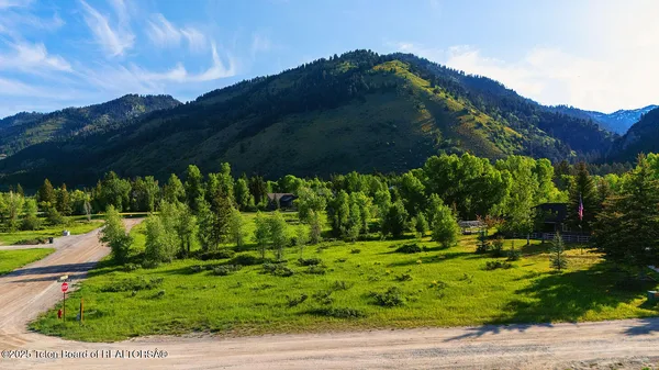 $95,000 | Lot 180 Porto Road, Thayne, WY 83127