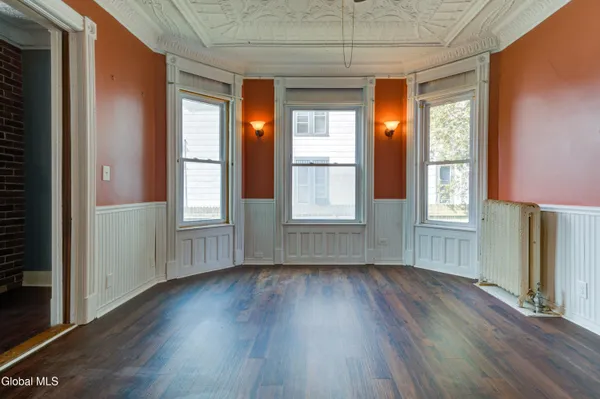 $215,000 | 213 East Main Street, Johnstown, NY 12095