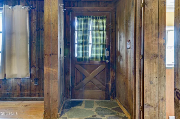 $215,000 | 213 East Main Street, Johnstown, NY 12095