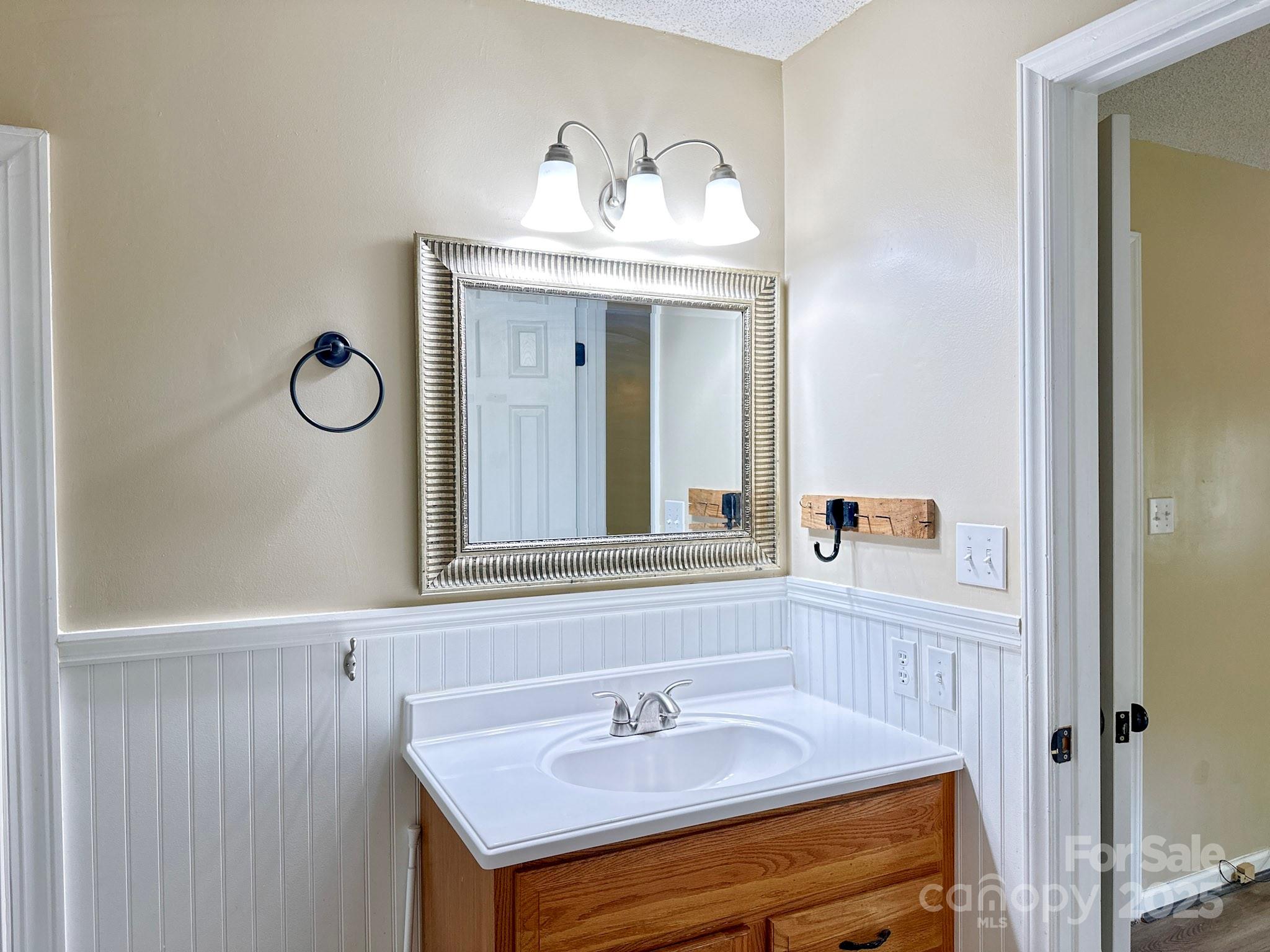 414 Hickory Cove Road Bryson City, NC 28713 - Photo 13 of 32 Gallery Image 13