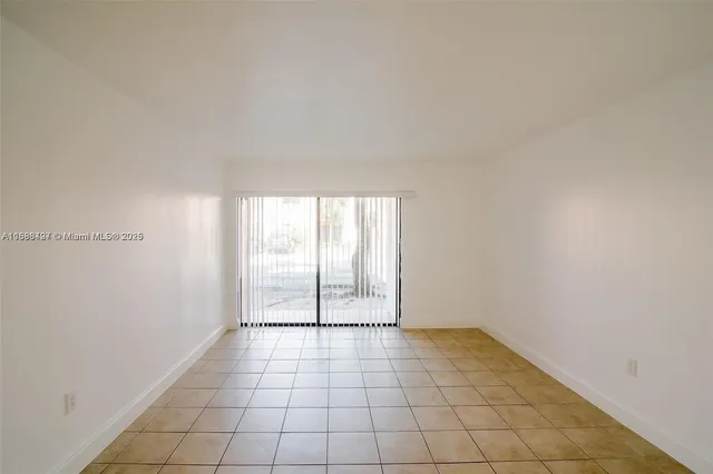 $1,750 | 7130 Northwest 179th Street, Unit 104, Hialeah, FL 33015